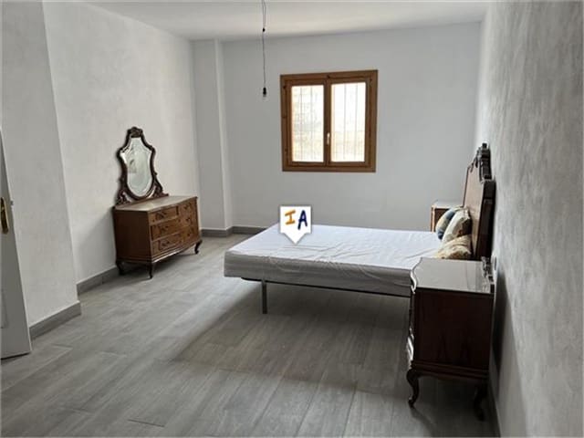 3 slaapkamer Villa te koop in Moclín met garage - € 95.000 (Ref: 8854440)