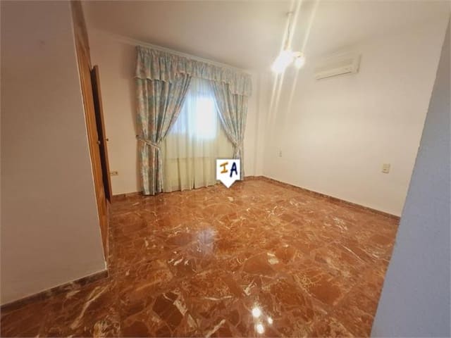 4 sypialnia Willa na sprzedaż w Alcaucín z garażem - 334 000 € (Ref: 8885659)