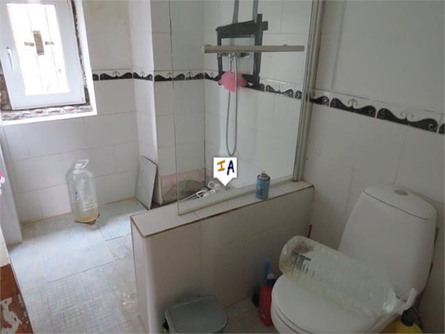 2 slaapkamer Finca/Landhuis te koop in Fuensanta de Martos - € 55.000 (Ref: 8901674)