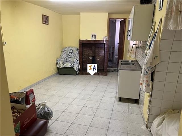 5 soverom Hus til salgs i Alcaudete med garasje - € 35 000 (Ref: 8904990)