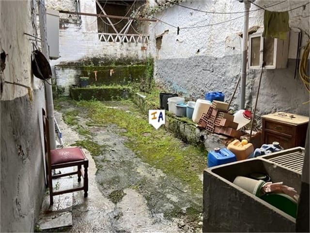 5 soverom Hus til salgs i Alcaudete med garasje - € 35 000 (Ref: 8904990)