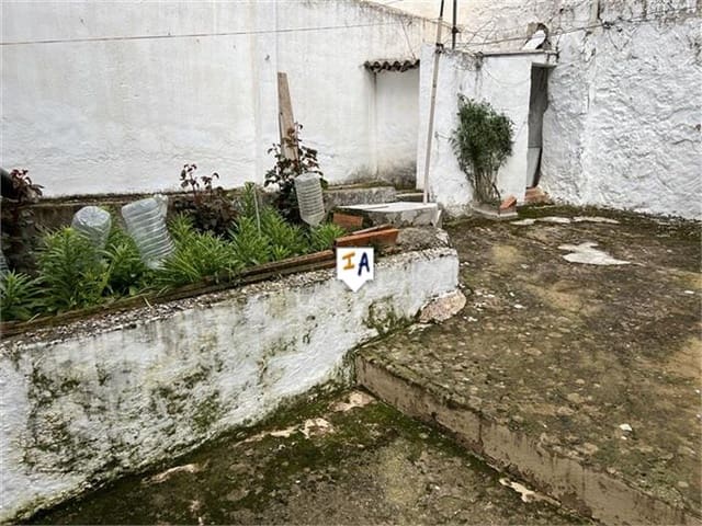 4 soverom Hus til salgs i Luque med garasje - € 83 000 (Ref: 8925482)