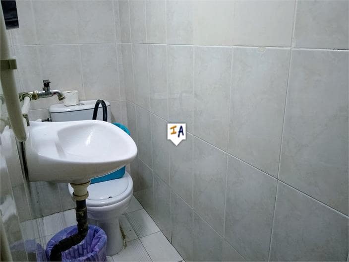 2 makuuhuone Kaupallinen myytävänä paikassa Barbate - 127 000 € (Ref: 8931848)