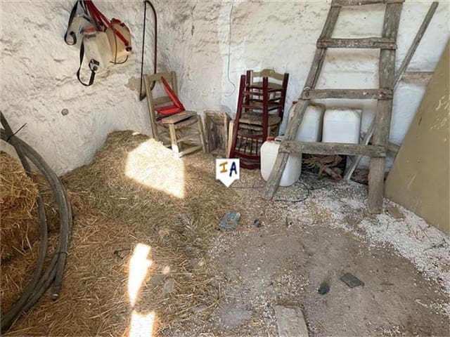 5 slaapkamer Finca/Landhuis te koop in Sabariego, Alcaudete met garage - € 82.000 (Ref: 8934729)