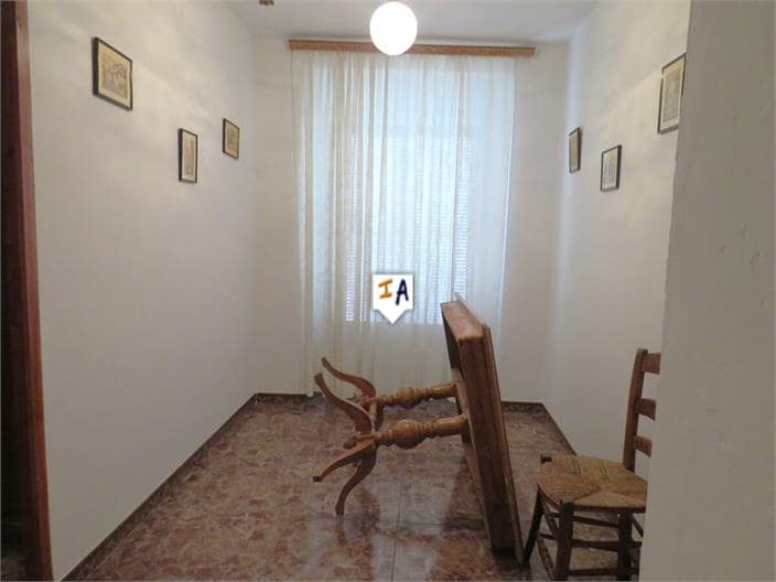 4 soveværelse Byhus til salg i Santiago de Calatrava med garage - € 47.000 (Ref: 8941084)