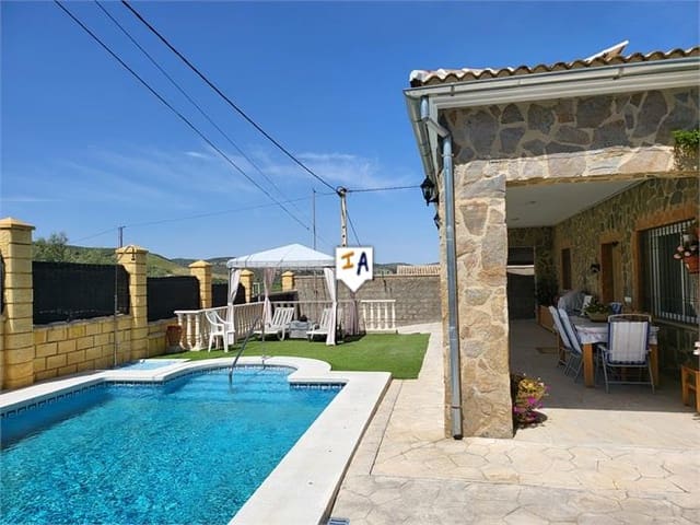 3 slaapkamer Villa te koop in Iznájar met zwembad garage - € 275.000 (Ref: 8951268)