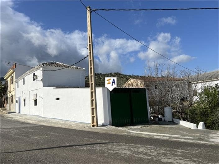 2 sovrum Hus till salu i Priego de Cordoba med garage - 58 000 € (Ref: 8952433)