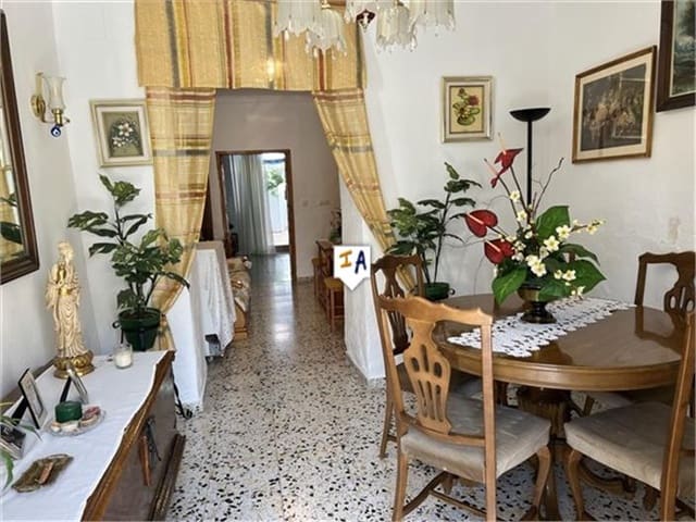 3 soveværelse Byhus til salg i Luque - € 51.000 (Ref: 8953977)