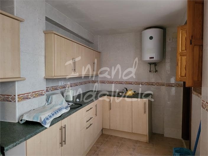 3 bedroom Townhouse for sale in Cuevas de San Marcos - € 55,000 (Ref: 8977824)