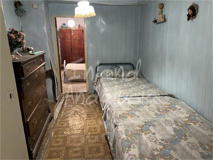 5 sypialnia Dom na sprzedaż w Priego de Cordoba z garażem - 58 000 € (Ref: 8980067)