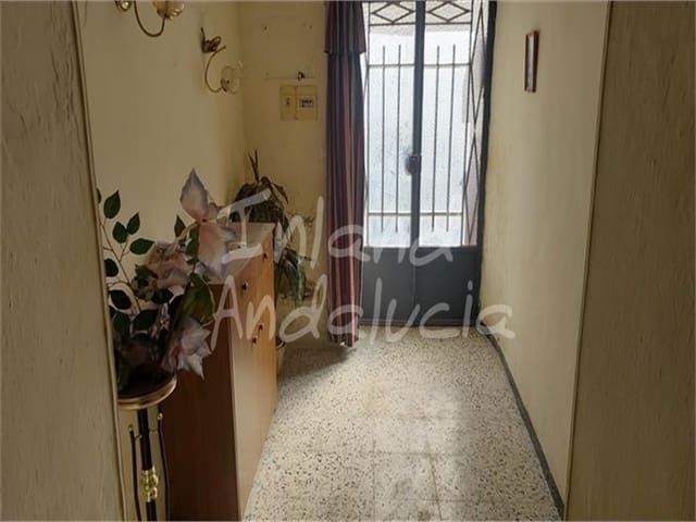 4 soveværelse Byhus til salg i Priego de Córdoba - € 49.000 (Ref: 8982004)