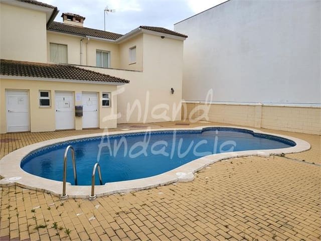 3 soveværelse Byhus til salg i Fuente de Piedra med swimmingpool garage - € 180.000 (Ref: 8987953)