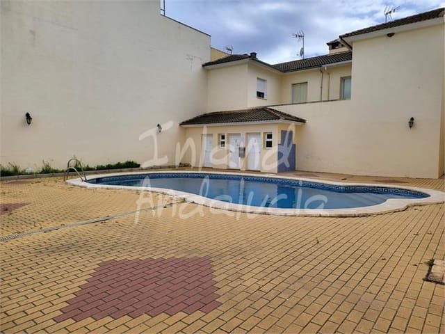 3 soveværelse Byhus til salg i Fuente de Piedra med swimmingpool garage - € 180.000 (Ref: 8987953)