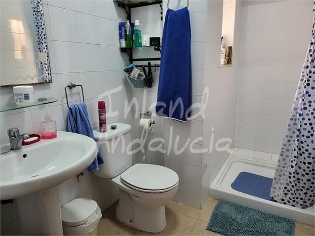 3 soveværelse Byhus til salg i Fuente de Piedra med swimmingpool garage - € 180.000 (Ref: 8987953)