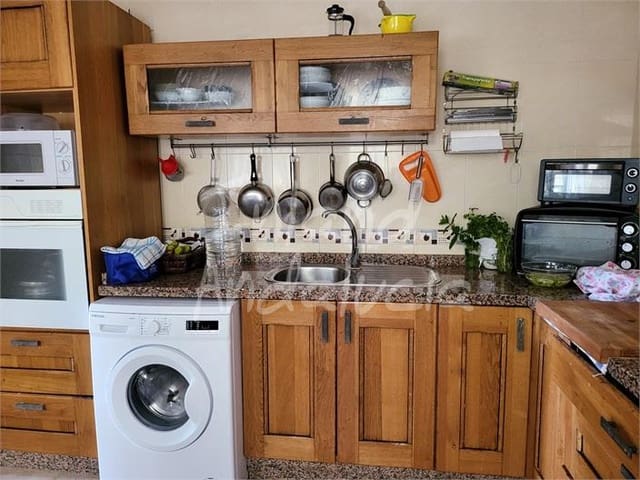 3 soveværelse Byhus til salg i Fuente de Piedra med swimmingpool garage - € 180.000 (Ref: 8987953)