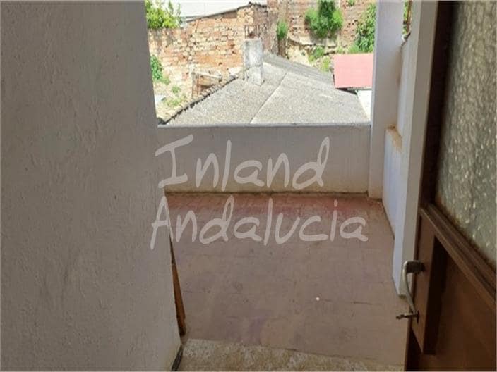 3 bedroom Townhouse for sale in Priego de Cordoba with garage - € 68,000 (Ref: 8987955)
