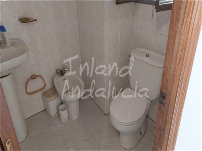 3 bedroom Townhouse for sale in Priego de Cordoba with garage - € 68,000 (Ref: 8987955)