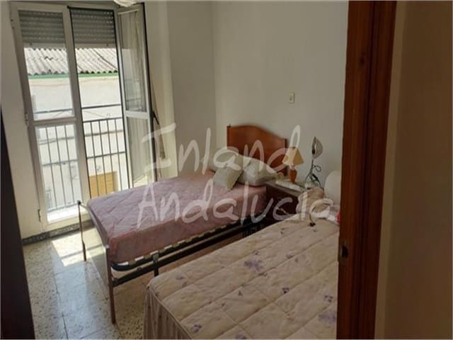 3 soverom Hus til salgs i Priego de Córdoba med garasje - € 68 000 (Ref: 8987955)