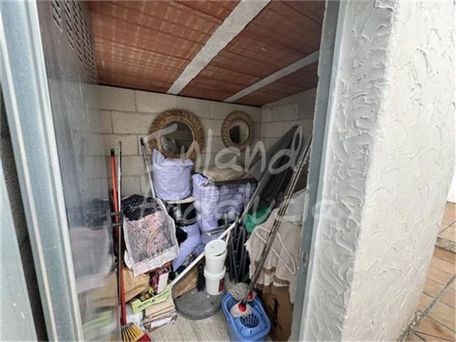 1 soverom Hus til salgs i La Rabita, Alcalá la Real med garasje - € 37 000 (Ref: 9009962)