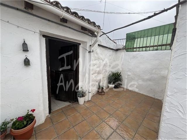 1 soverom Hus til salgs i La Rabita, Alcalá la Real med garasje - € 37 000 (Ref: 9009962)