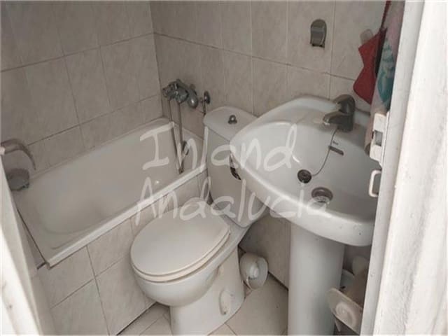 3 soverom Hus til salgs i Priego de Córdoba - € 42 000 (Ref: 9019754)