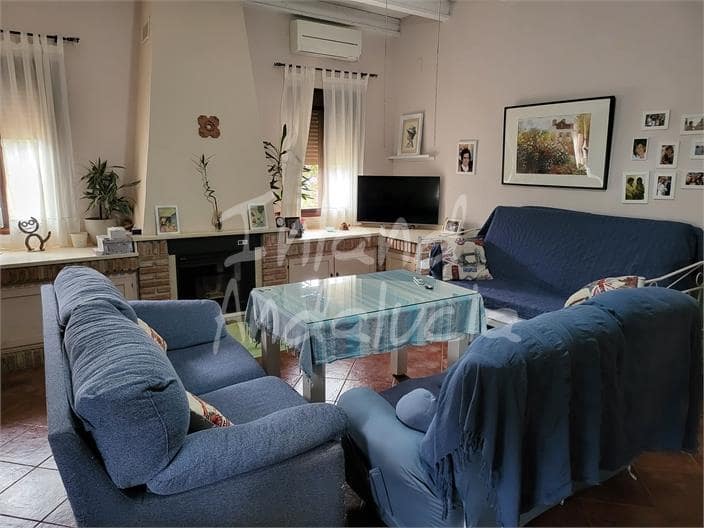 3 chambre Villa/Maison à vendre à Casariche avec piscine garage - 275 000 € (Ref: 9031242)