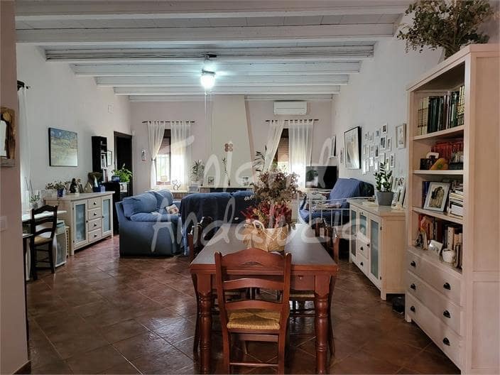 3 chambre Villa/Maison à vendre à Casariche avec piscine garage - 275 000 € (Ref: 9031242)