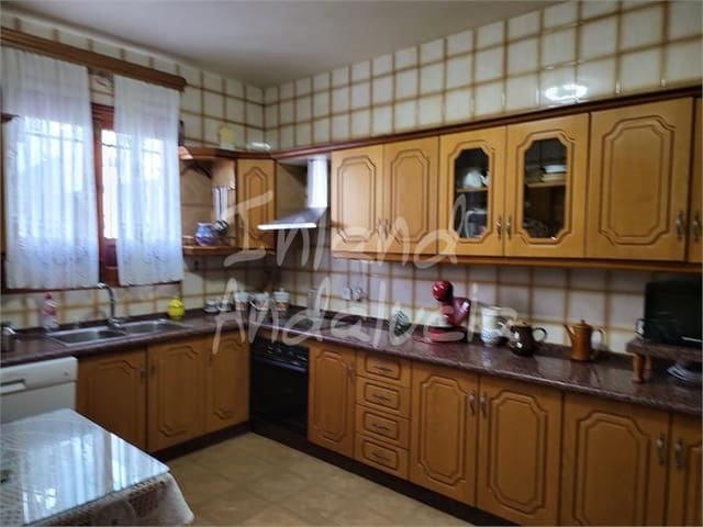 5 slaapkamer Appartement te koop in El Tejar, Benamejí - € 120.000 (Ref: 9037639)