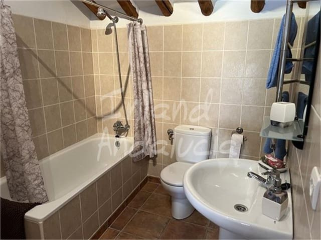 3 soverom Hus til salgs i Luque med garasje - € 102 000 (Ref: 9068431)