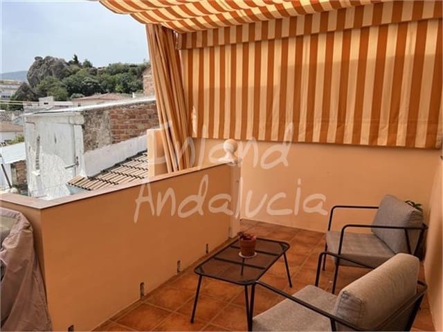 3 soverom Hus til salgs i Luque med garasje - € 102 000 (Ref: 9068431)