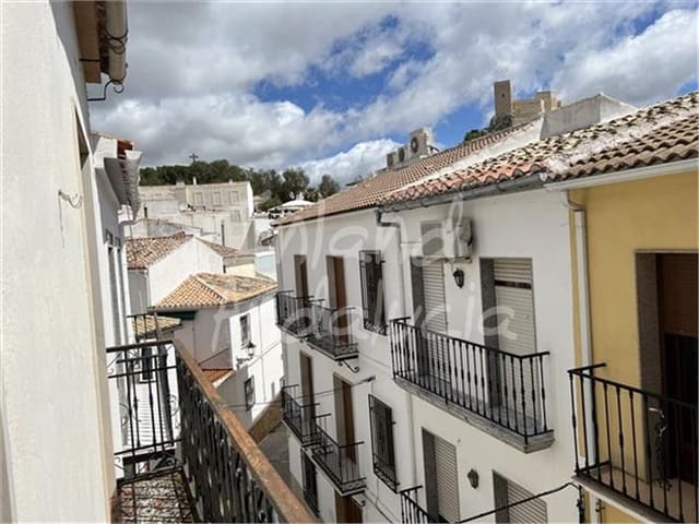 6 slaapkamer Appartement te koop in Luque met garage - € 110.000 (Ref: 9074788)