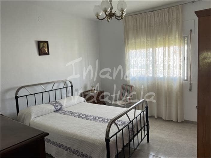 3 soverom Hus til salgs i Sabariego med garasje - € 128 000 (Ref: 9074789)