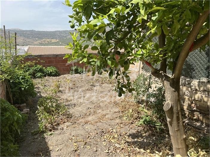 4 soveværelse Byhus til salg i Luque med garage - € 52.000 (Ref: 9097799)