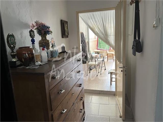 4 slaapkamer Huis te koop in Luque met garage - € 52.000 (Ref: 9097799)