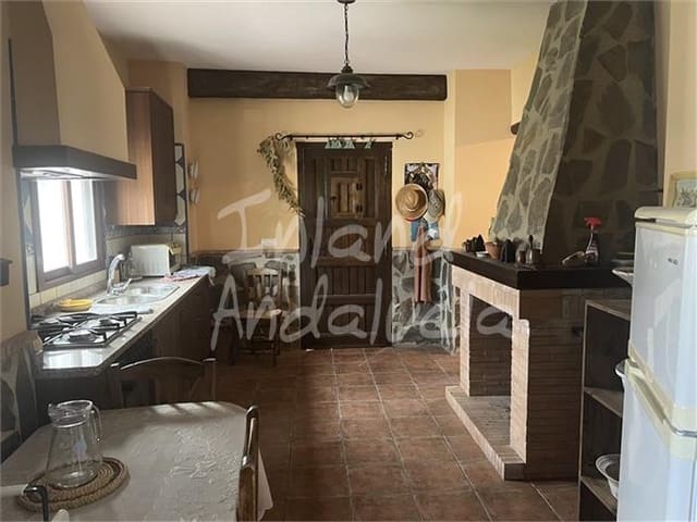 5 soverom Hus til salgs i Priego de Córdoba - € 220 000 (Ref: 9100352)