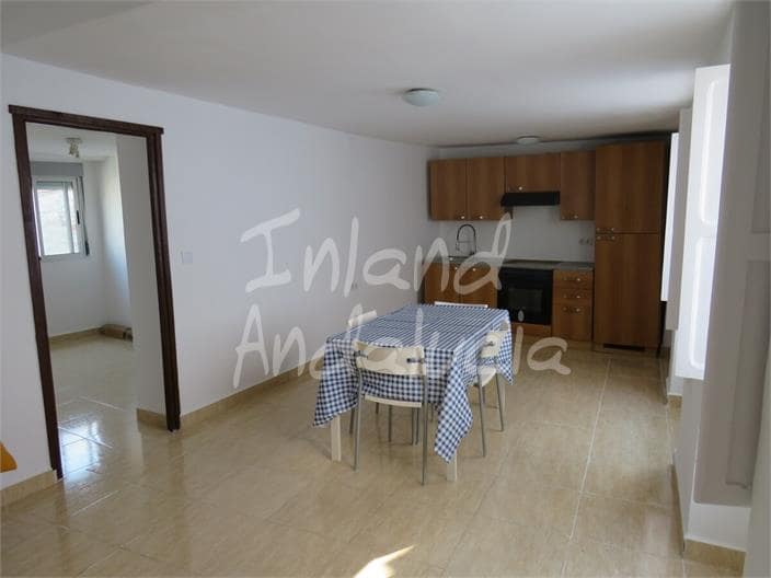 3 slaapkamer Huis te koop in Martos - € 75.000 (Ref: 9101863)