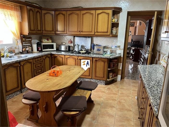 4 soverom Hus til salgs i Alcala la Real med garasje - € 175 000 (Ref: 9106197)