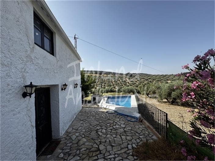 3 soveværelse Finca/Landehus til salg i Montefrio med swimmingpool garage - € 135.000 (Ref: 9109951)