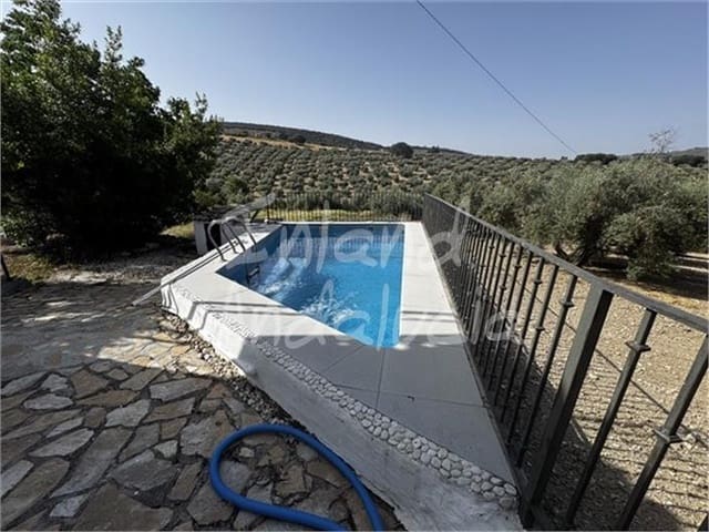 3 soveværelse Finca/Landehus til salg i Montefrío med swimmingpool garage - € 135.000 (Ref: 9109951)