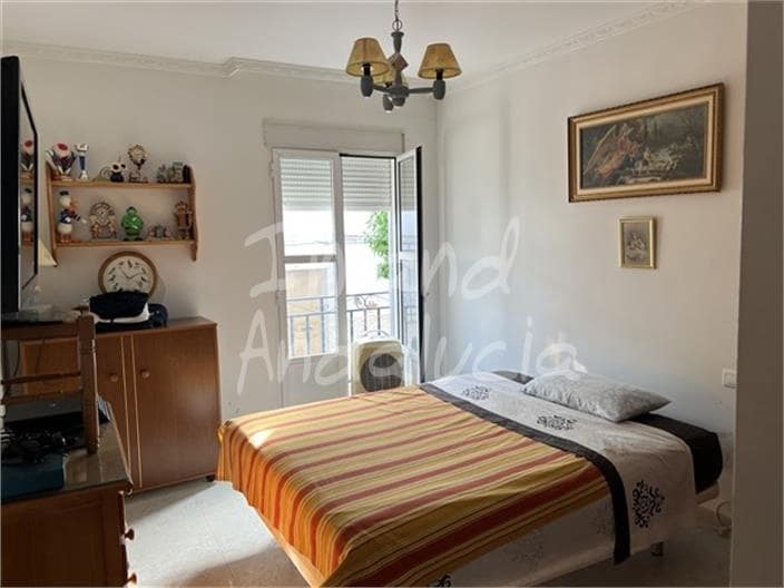 4 slaapkamer Huis te koop in Rute - € 89.000 (Ref: 9113727)