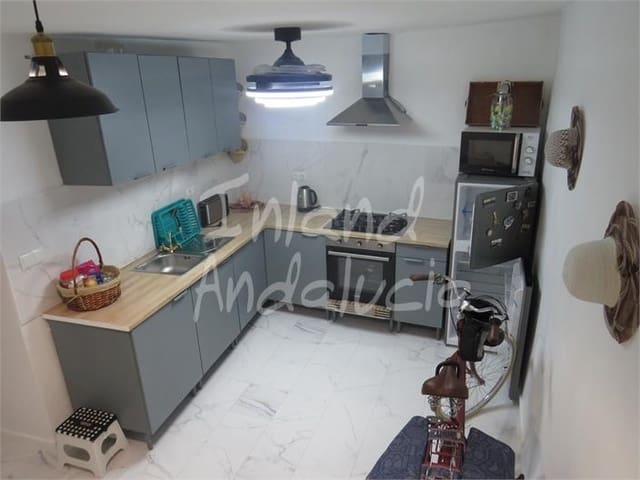 3 slaapkamer Huis te koop in Martos - € 58.000 (Ref: 9126439)