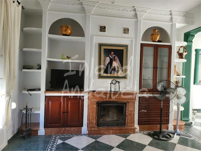 4 soveværelse Byhus til salg i Casariche med garage - € 134.950 (Ref: 9130618)