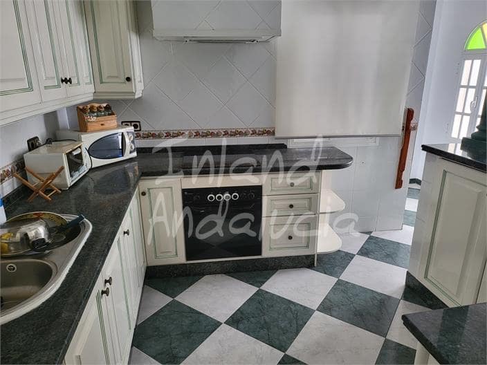 4 soveværelse Byhus til salg i Casariche med garage - € 134.950 (Ref: 9130618)