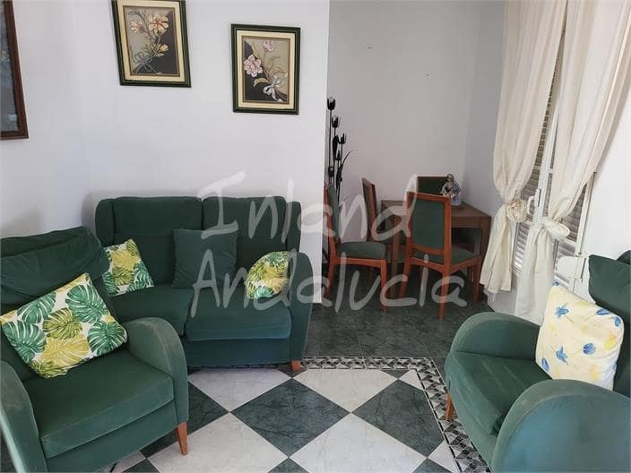 4 soveværelse Byhus til salg i Casariche med garage - € 134.950 (Ref: 9130618)