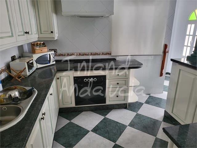 4 camera da letto Casa in vendita in Casariche con garage - 134.950 € (Rif: 9130618)