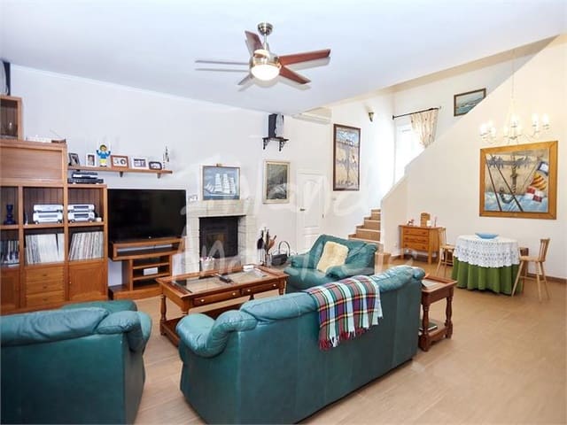 7 bedroom Villa for sale in Pegalajar with pool garage - € 398,000 (Ref: 9130619)