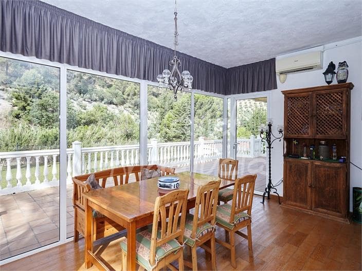 7 soveværelse Villa til salg i Pegalajar med swimmingpool garage - € 398.000 (Ref: 9130619)