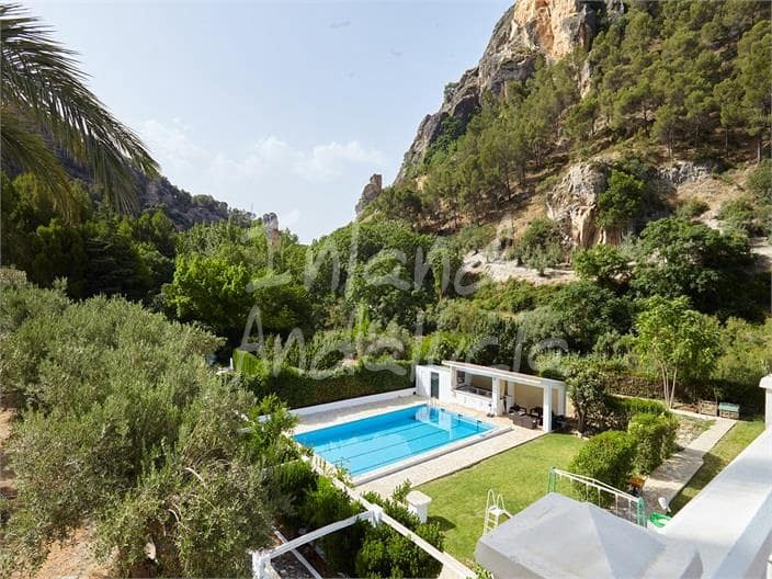 7 soveværelse Villa til salg i Pegalajar med swimmingpool garage - € 398.000 (Ref: 9130619)