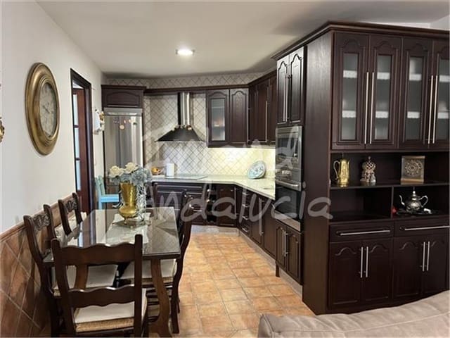 5 camera da letto Casa in vendita in Santa Ana, Alcalá la Real con garage - 333.000 € (Rif: 9146667)