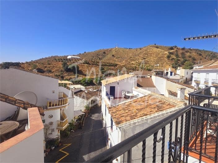 3 soveværelse Byhus til salg i Vinuela - € 170.000 (Ref: 9151615)